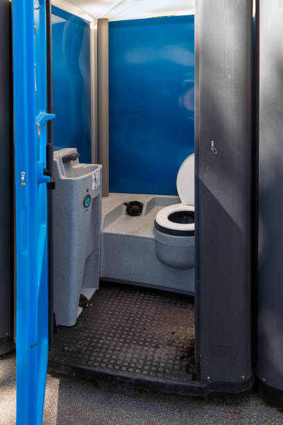 Best Construction site porta potty rental  in London, CA